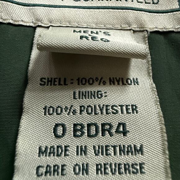 L.L. Bean Men's L Green Nylon/Fleece Zip Front Vest SUPER CLEAN - Picture 9 of 9